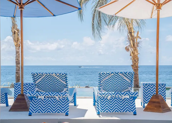 ホテル Ocean Paradise Bali Pabean Buleleng